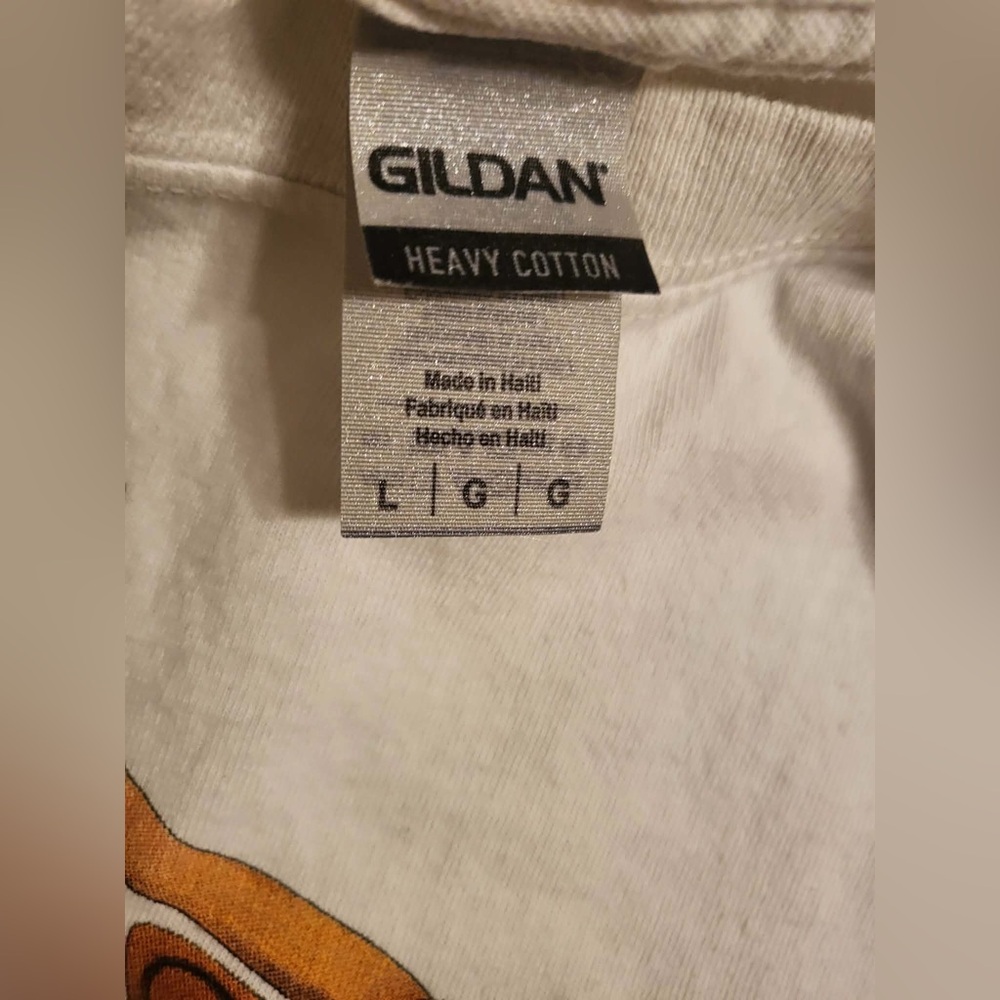 Gildan White T-Shirt with Orange Graphic - Picture 2 of 3